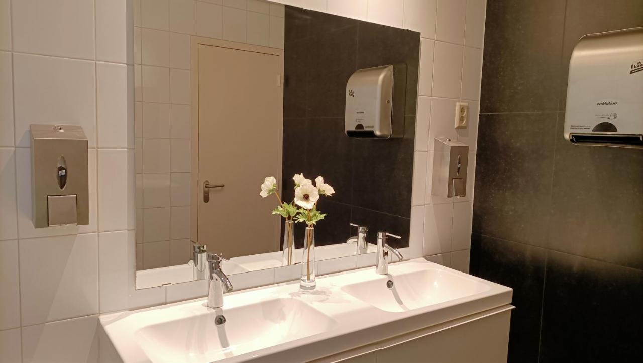 Hotel Rozenburg エクステリア 写真