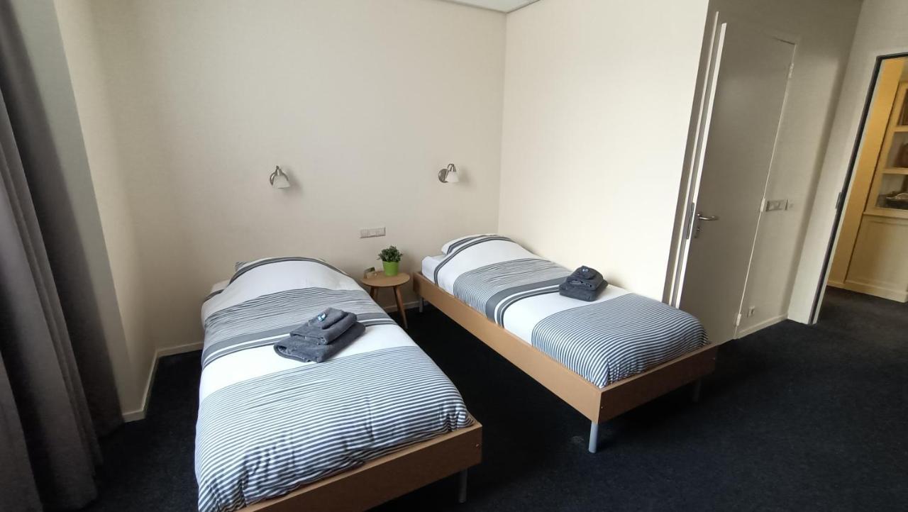 Hotel Rozenburg エクステリア 写真