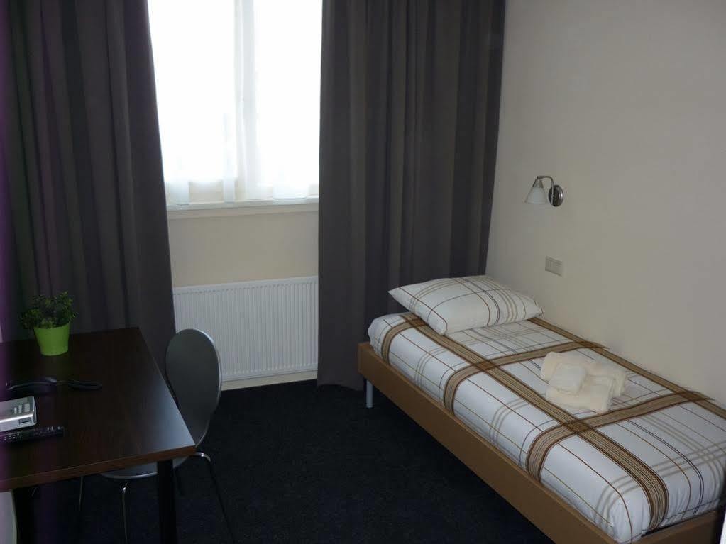 Hotel Rozenburg エクステリア 写真